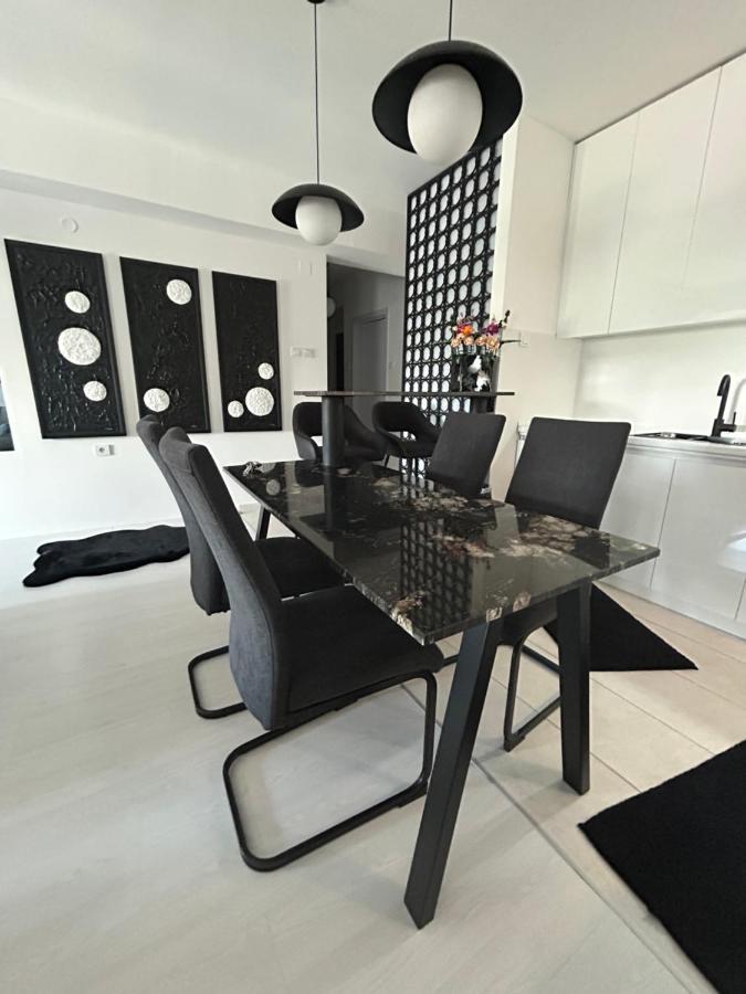 Sandev Apartments Black&White Štip Exterior foto